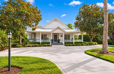 807 Carolina Cir SW, Vero Beach, FL 32962