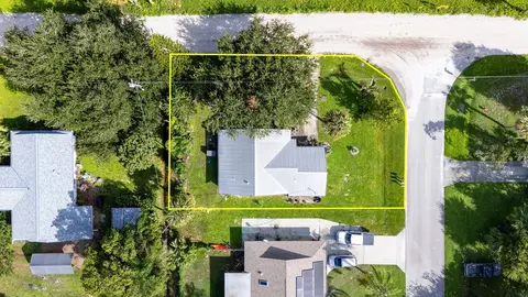 2585 85th Ave, Vero Beach, FL 32966