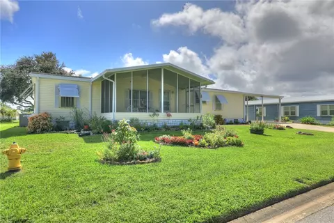 233 Kiwi Dr, Barefoot Bay, FL 32976