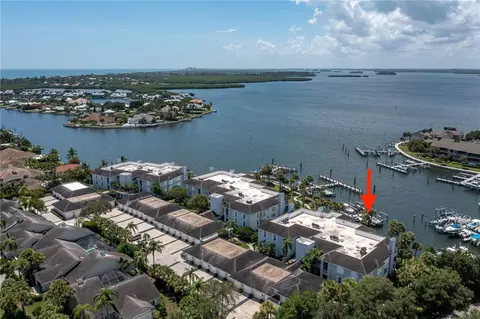 1901 Bay Rd #103, Vero Beach, FL 32963