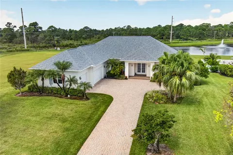 106 King Fisher Way, Sebastian, FL 32958