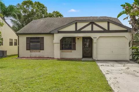 2270 SE Brekenridge Cir, Port Saint Lucie, FL 34952
