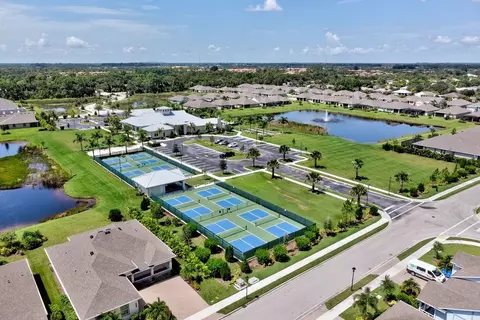 View/Area - 3442 Diamond Leaf Dr, Vero Beach, FL 32966 photo 4 of 5