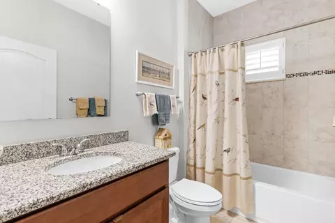 Bath - 3442 Diamond Leaf Dr, Vero Beach, FL 32966 photo 3 of 3