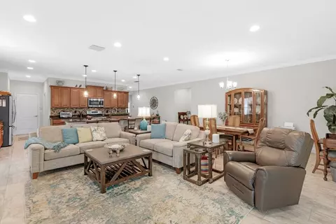 Living - 3442 Diamond Leaf Dr, Vero Beach, FL 32966 photo 1 of 3