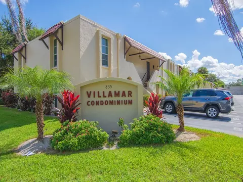 835 18th St #206, Vero Beach, FL 32960