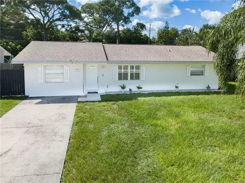 151 11th Ct, Vero Beach, FL 32962