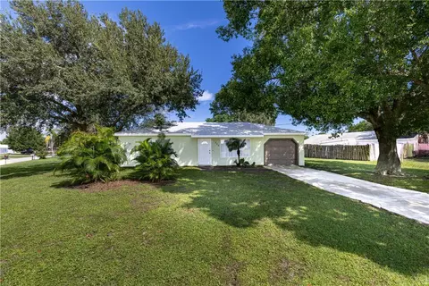 726 21st St SW, Vero Beach, FL 32962