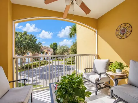 5050 Fairways Cir #E207, Vero Beach, FL 32967