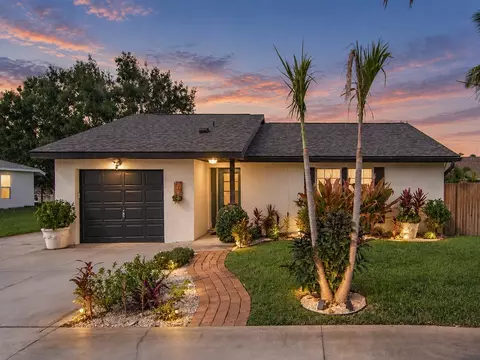 726 19th Pl SW, Vero Beach, FL 32962