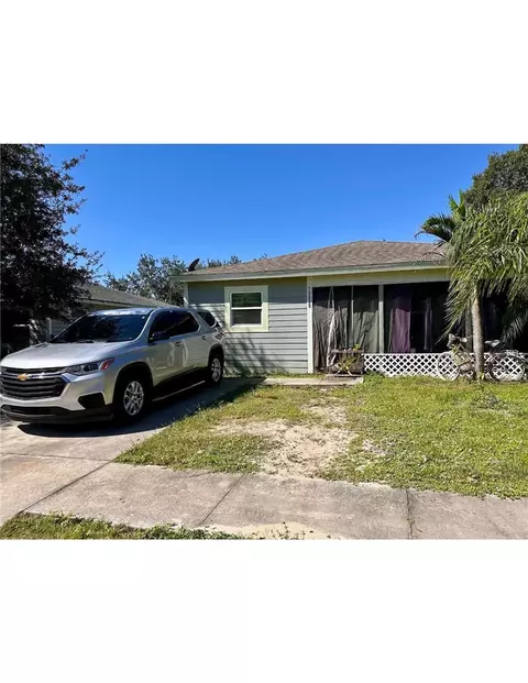 10099 Grace Ave, Fellsmere, FL 32948