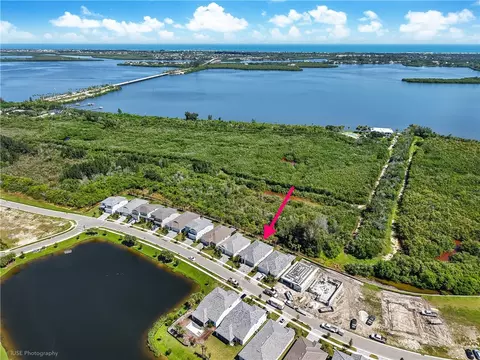 8442 Pequod Ave, Vero Beach, FL 32967