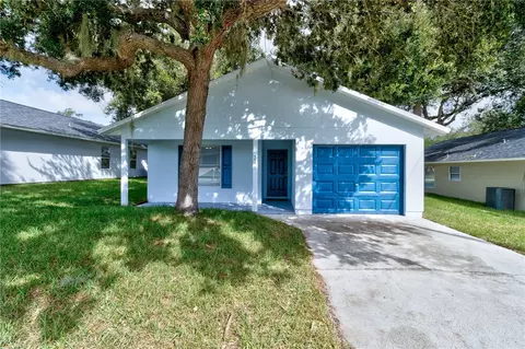 246 12th St SW, Vero Beach, FL 32962