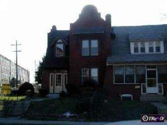 34 Cedar St, Marcus Hook, PA 19061 photo 1