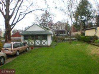 428 S Cedar Ln, Upper Darby, PA 19082 photo 1