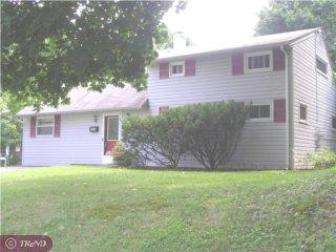 629 S Devon Ave, Wayne, PA 19087 photo 2