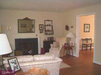 482 Timber Ln, Devon, PA 19333 photo 3