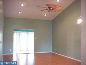 4 E Oleander Dr, Mount Laurel, NJ 08054 photo 1