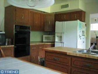 445 Rices Mill Rd, Wyncote, PA 19095 photo 4