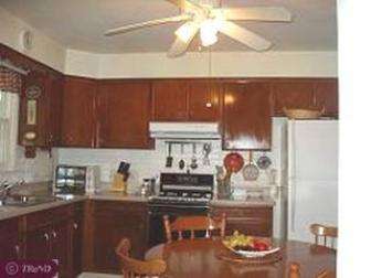 82 Nancy Ln, Ewing, NJ 08638 photo 1