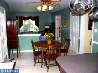 28 Byron Dr, Mount Laurel, NJ 08054 photo 2