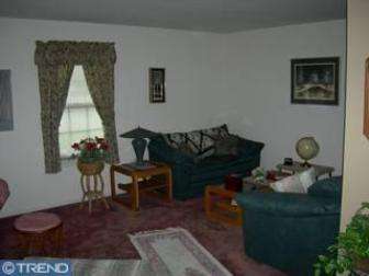 5 Stoddard Dr, Newark, DE 19702 photo 2