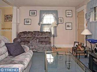 17 Clover Ave, Ewing, NJ 08638 photo 2