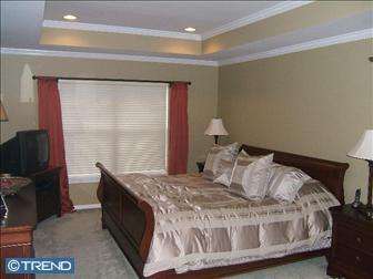 26 Stoneham Dr, Delran, NJ 08075 photo 2