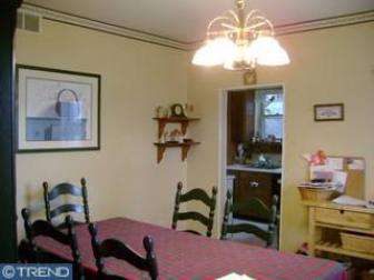 47 Cherry Ave, Maple Shade, NJ 08052 photo 2