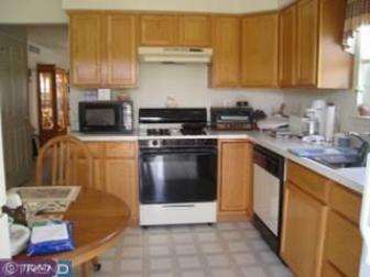 245 Gaunt Dr, Mickleton, NJ 08056 photo 4