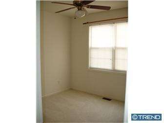 121 Amberwood Dr, Bear, DE 19701 photo 5