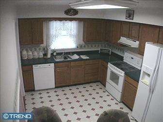 110 Bernice Dr, Bear, DE 19701 photo 2