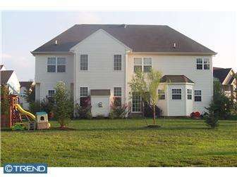 7 Pear Dr, Bear, DE 19701 photo 1