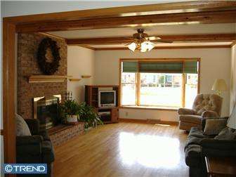 13 Mcmahon Dr, Bear, DE 19701 photo 3