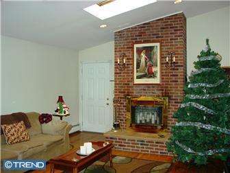 140 Nancy Ln, Ewing, NJ 08638 photo 8