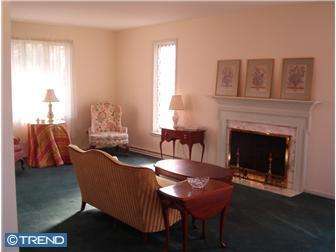 9 Diane Dr, Ewing, NJ 08628 photo 1