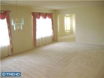 502 Hydrangea Dr, Mount Laurel, NJ 08054 photo 4