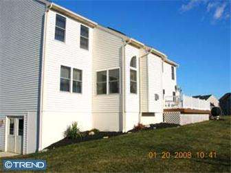 56 Pacific Ave, Sinking Spring, PA 19608 photo 1