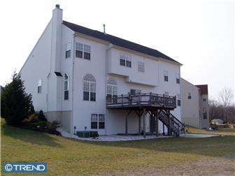 24 Waters Edge Dr, Riverside, NJ 08075 photo 1