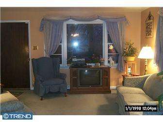 14 Wingert Rd, Reading, PA 19610 photo 9