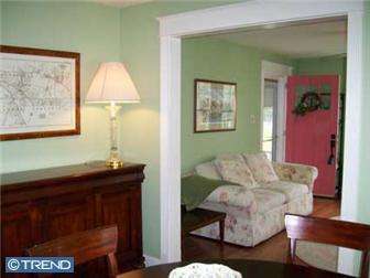 12 Clover Ln, Wayne, PA 19087 photo 2