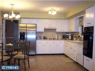 1 Van Saun Dr, Ewing, NJ 08628 photo 12