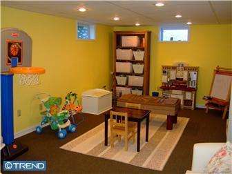 1 Van Saun Dr, Ewing, NJ 08628 photo 10