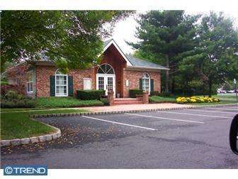 110 Chambord Ct, Hamilton, NJ 08619 photo 9