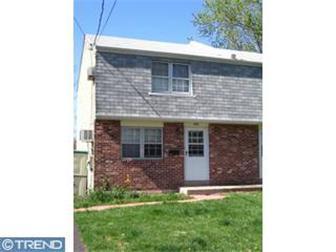446 Olive St, Warminster, PA 18974 photo 1