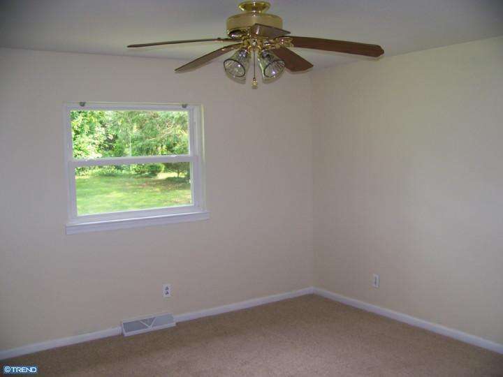 516 E 2nd St, Moorestown, NJ 08057 photo 5