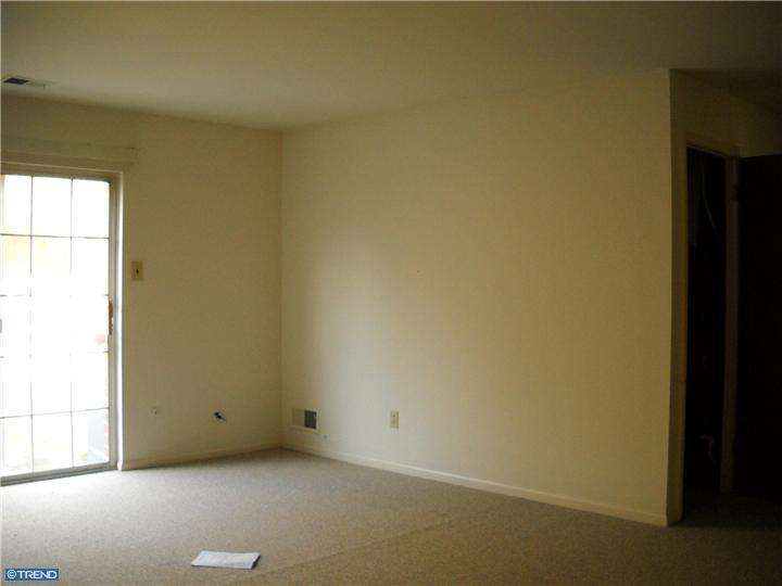 124 Lampeter Ct, Exton, PA 19341 photo 1