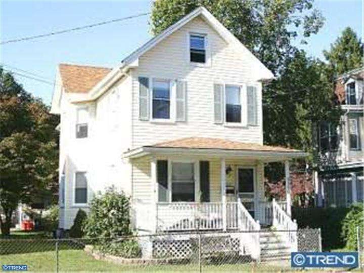 517 Broad St, Beverly, NJ 08010 photo 4