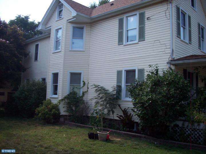 517 Broad St, Beverly, NJ 08010 photo 11