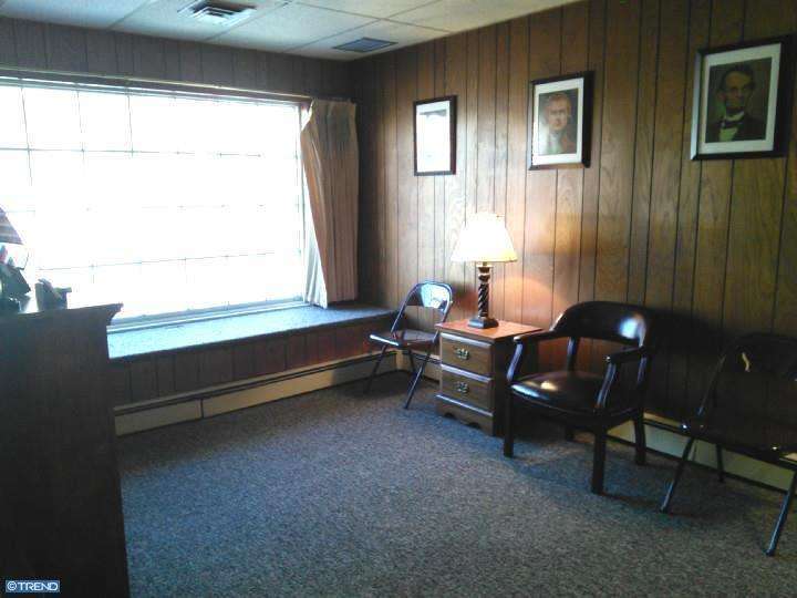 24 E Springfield Rd, Springfield, PA 19064 photo 1
